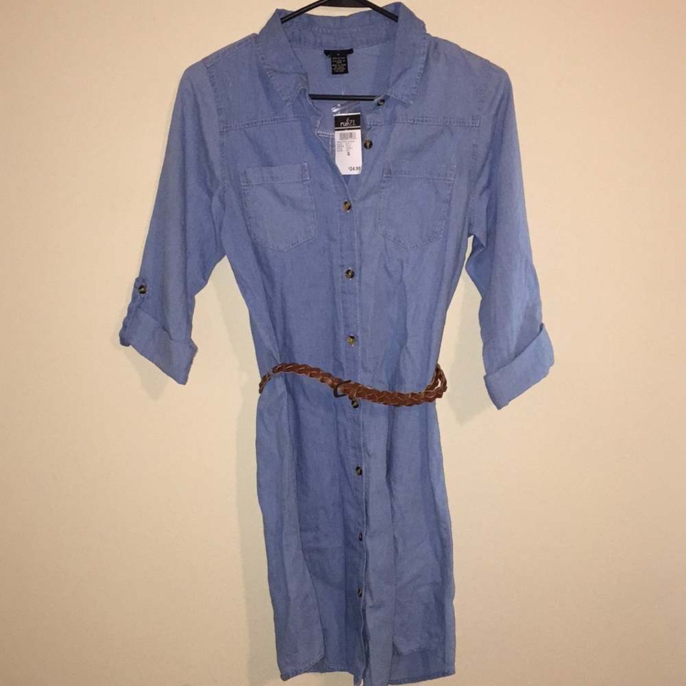 Dress - Picture 2 of 4